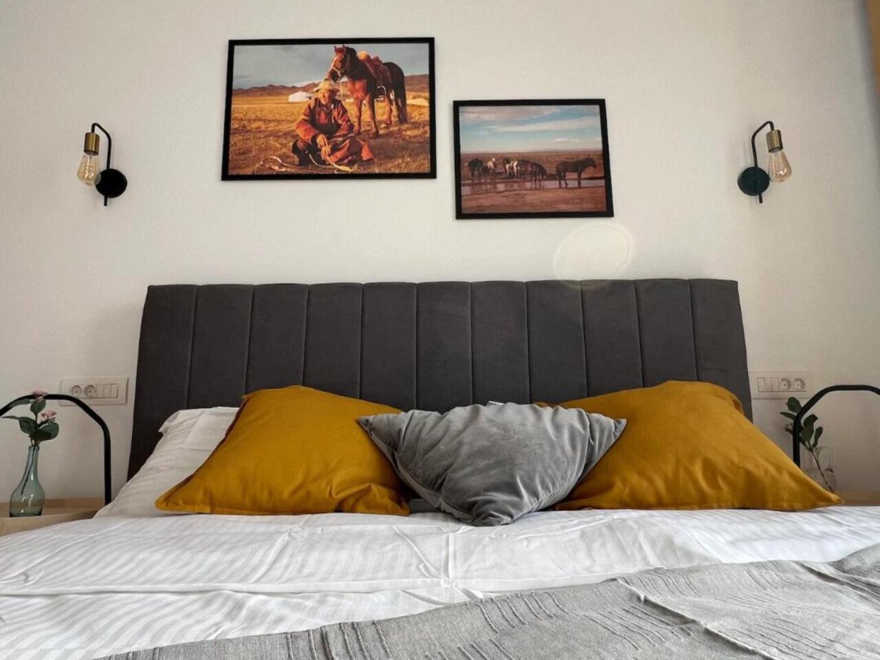 High-Rise Luxury Apartment With Free Parking ブカレスト エクステリア 写真