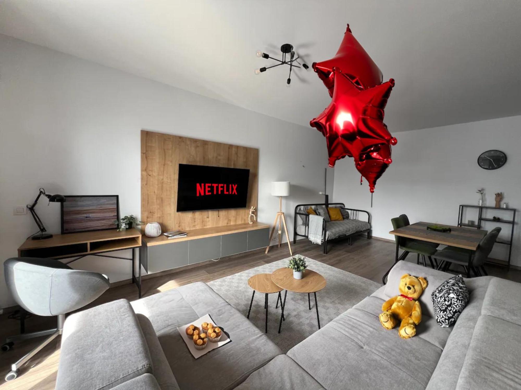 High-Rise Luxury Apartment With Free Parking ブカレスト エクステリア 写真